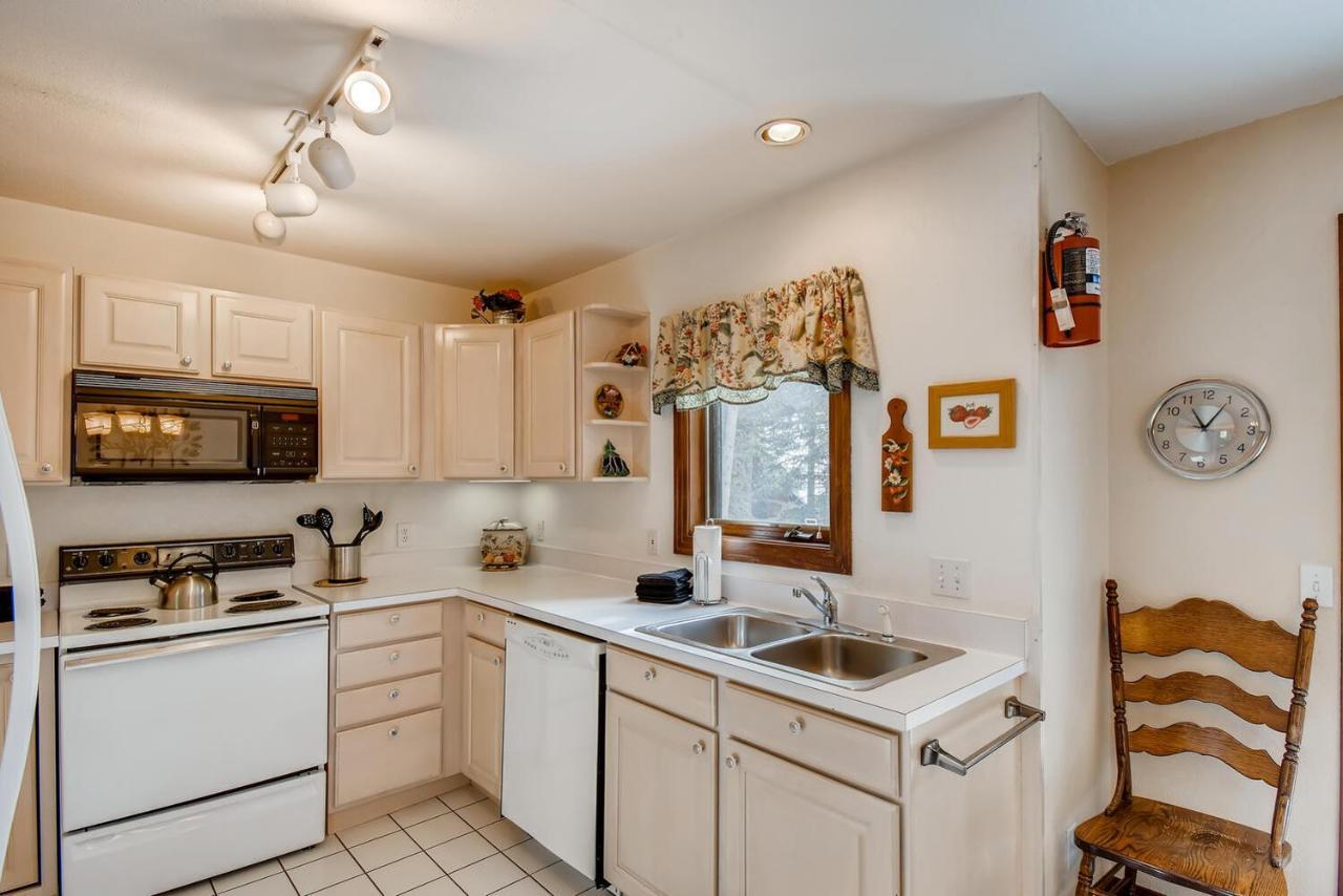 Pinecreek #F - 3 Bedroom - Close To Town - Shuttle To Slopes - Pool And Hot Tub Access Breckenridge Luaran gambar